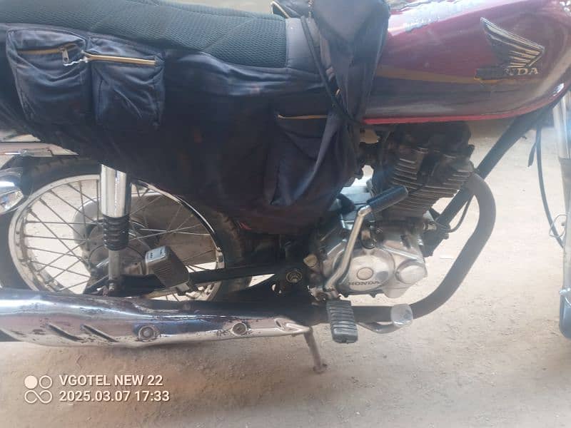 Honda 125cc bike 6