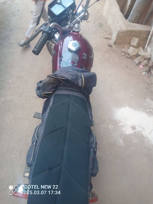 Honda 125cc bike 8