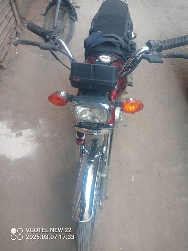 Honda 125cc bike 9