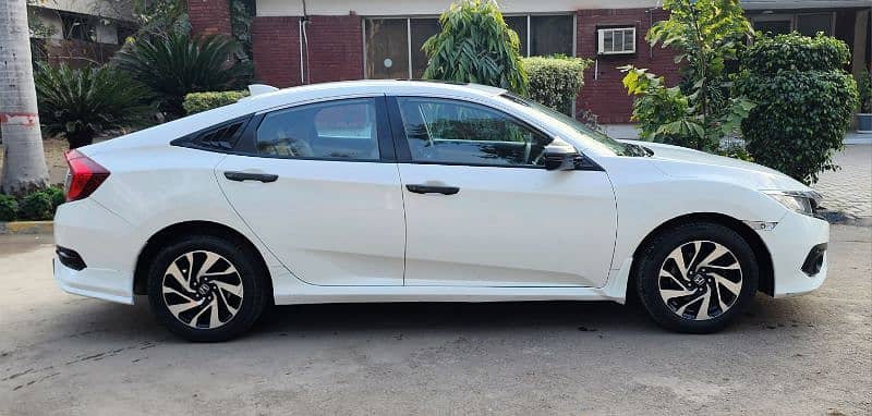 Honda Civic VTi Oriel Prosmatec 2017 4