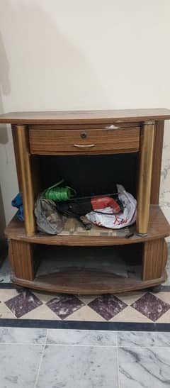 T. V trolly for sale best condition