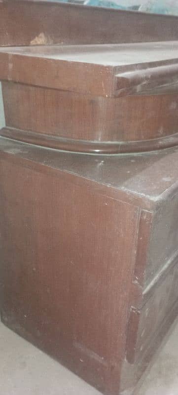 Dressing Table 2