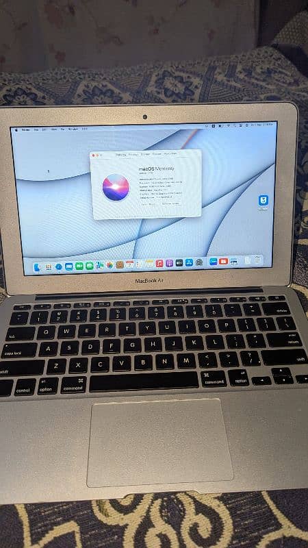 Apple MacBook Air 11" 2015 8Gb   120ssd  1.560 Gb graphic card 0