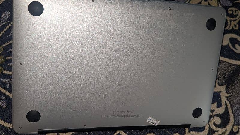 Apple MacBook Air 11" 2015 8Gb   120ssd  1.560 Gb graphic card 7