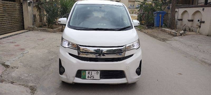 Mitsubishi EK Custom 2014 16