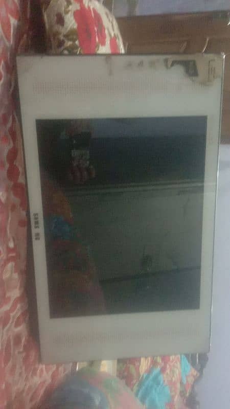 Samsung Lcd tv 22" 1