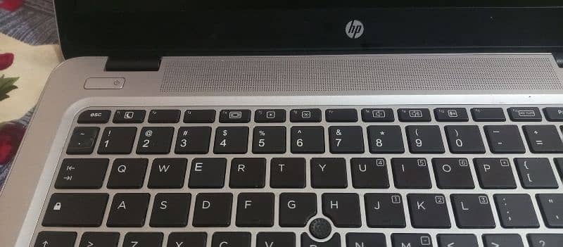 HP LAPTOP 6