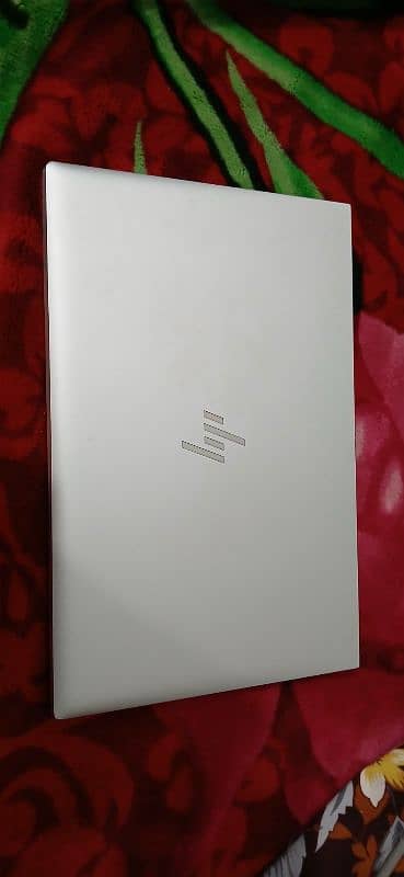 HP core i5 10th generation 1