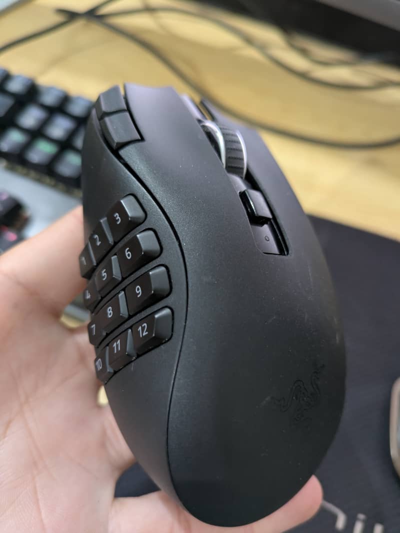 Razer NAGA V2 HyperSpeed Wireless Gaming Mouse with Dongle & Bluetooth 0