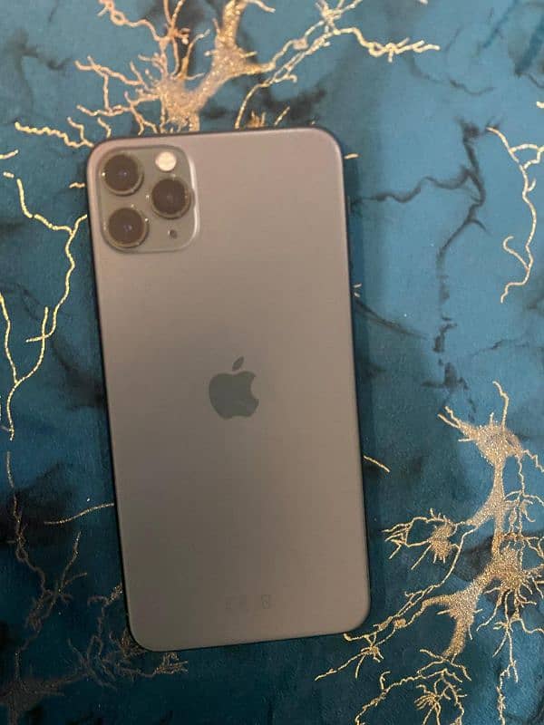 IPhone 11 Pro Max 4