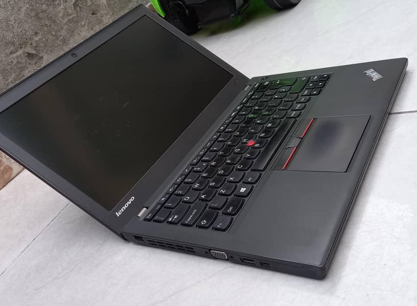 Lenovo Thinkpad X250 i5-5th Generation 2