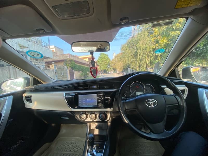 Toyota Corolla Altis 2014 9