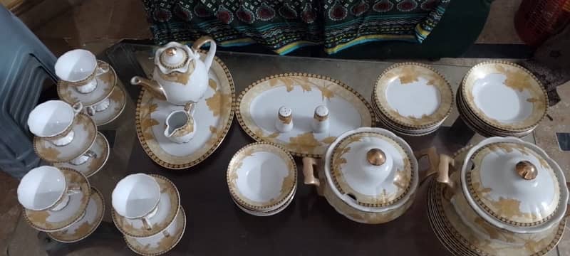 Cheeni Dinner Set 72 piece untouched 1