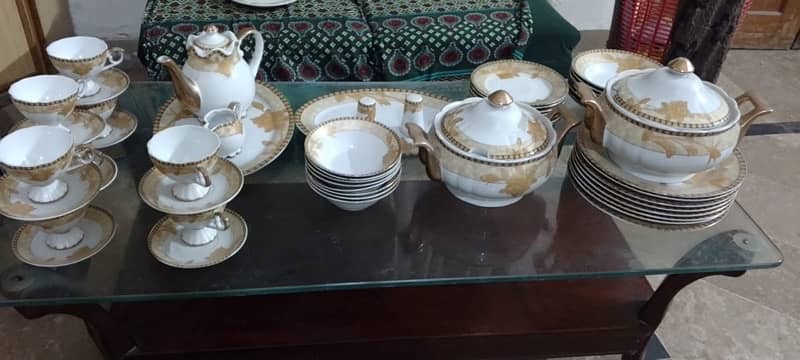 Cheeni Dinner Set 72 piece untouched 2