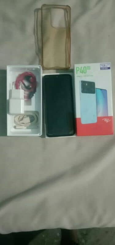 itel p40 lush condition 4+4/64 full Box 4