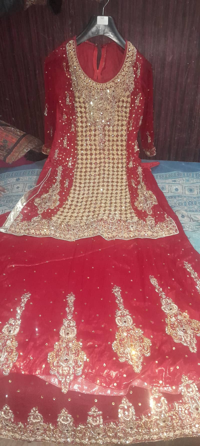 Beautiful Bridal designer's lehnga for smart bride 40k Rs 3