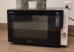 Airfryer microwave oven , almost new,immaculate condition