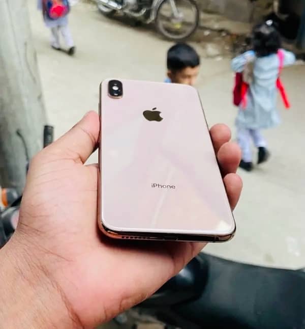 Iphone Xs max 512 gb pta approve 2