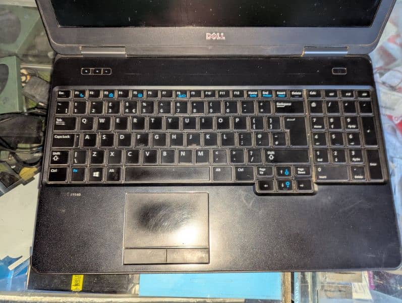 Dell Laptop Latitude E5540 6