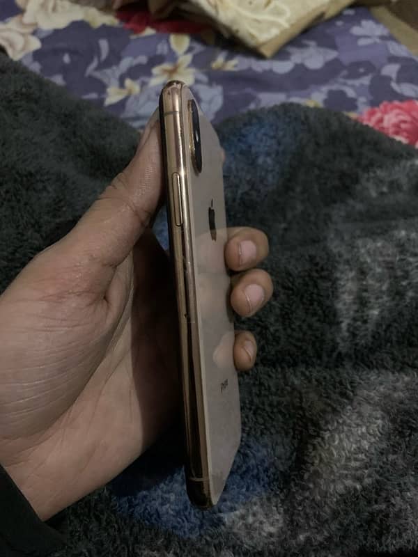 iPhone XS pta approved 1