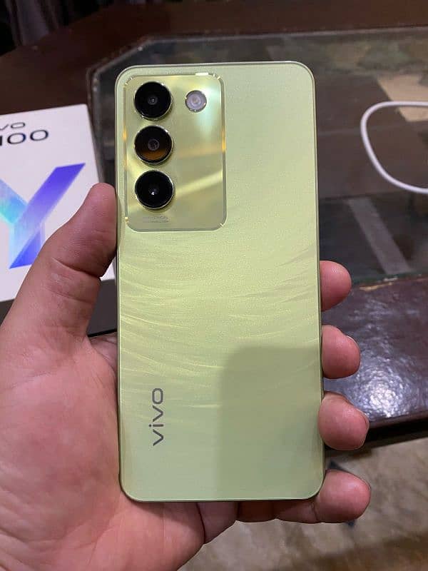 Y100 vivo model for sell 1