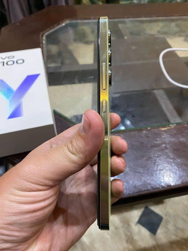 Y100 vivo model for sell 2