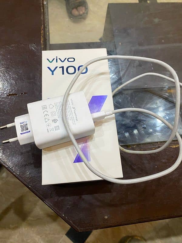 Y100 vivo model for sell 3