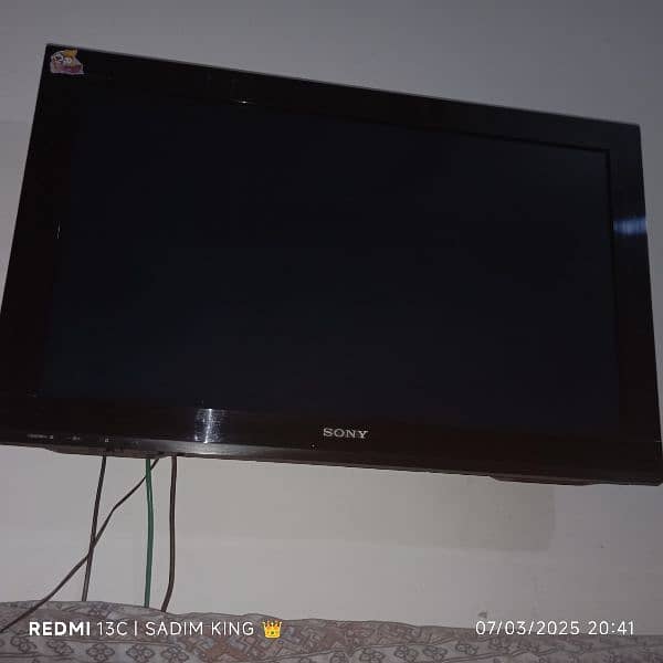 TV 32-inch 6