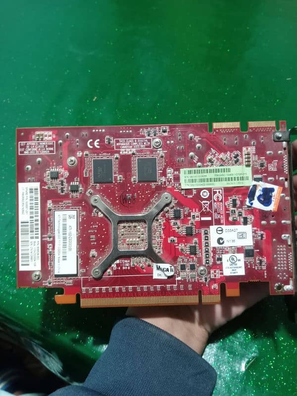 ATI GRAPHICS CARD V4800 DDR 5 2