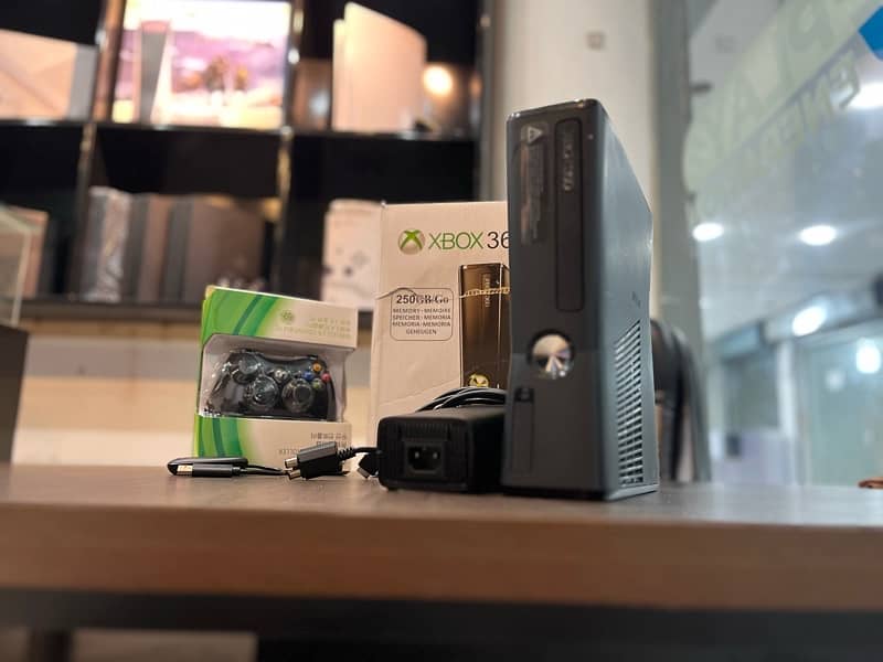 xbox 360 slim 0