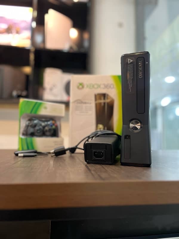 xbox 360 slim 1