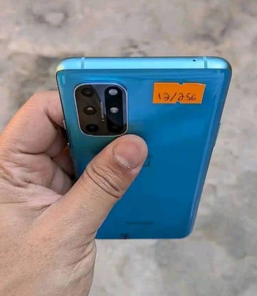 SELL Oneplus 8T mobile 6