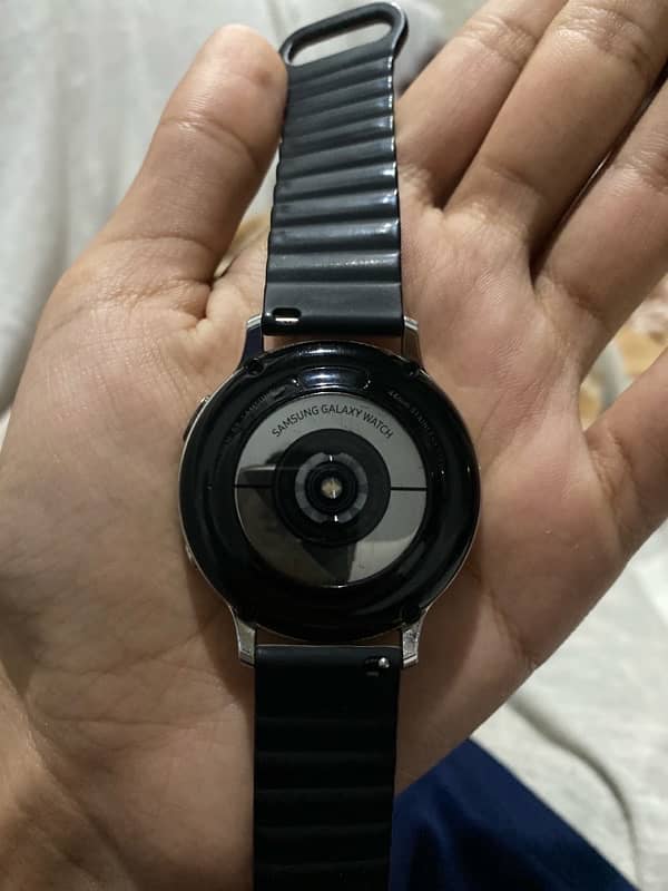 Samsung glaxacy watch active 2 1