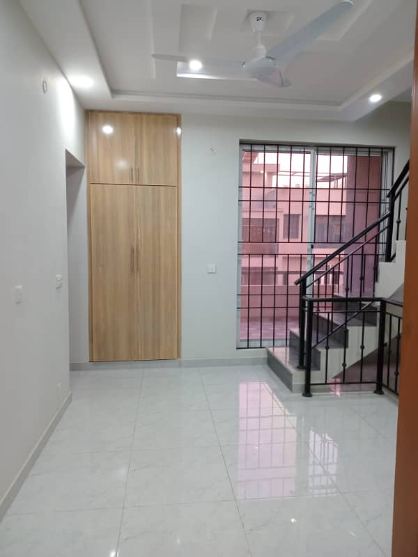 House for rent in D-12 13