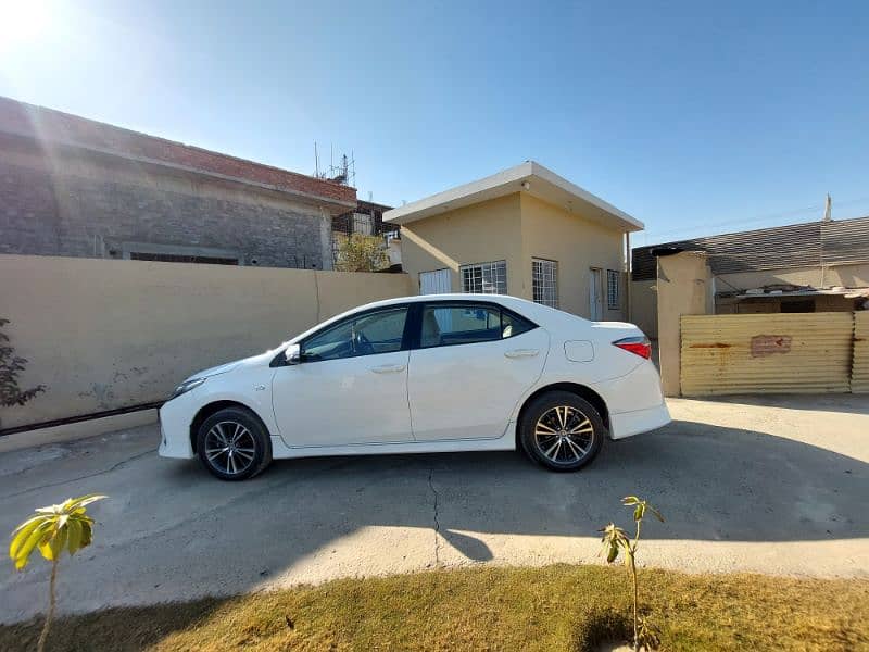 Toyota Corolla Altis 2022 Automatic 1.6 3