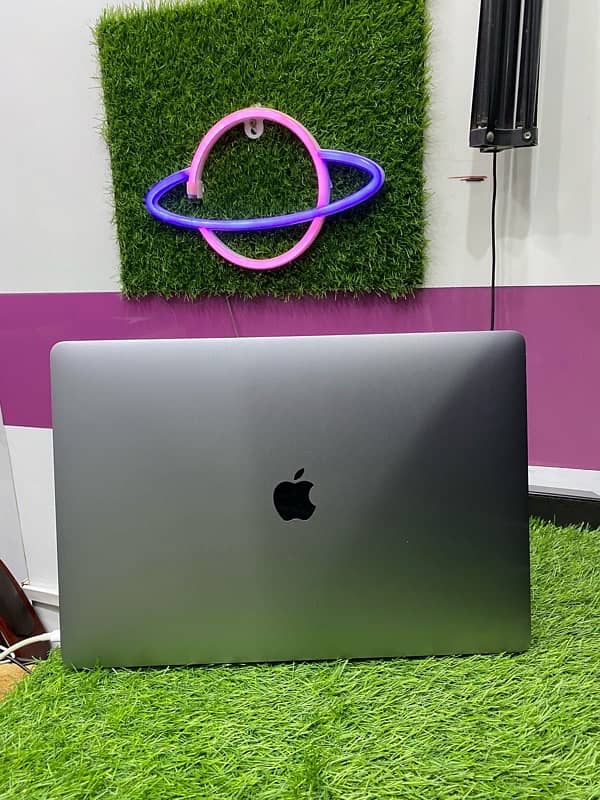 apple MacBook pro 2019/2020/ i9 512 gb /- 03461809478 0