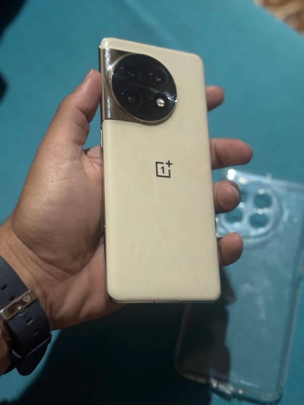 One plus 11 5g special edition 512 3