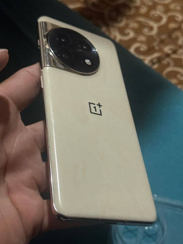 One plus 11 5g special edition 512 9