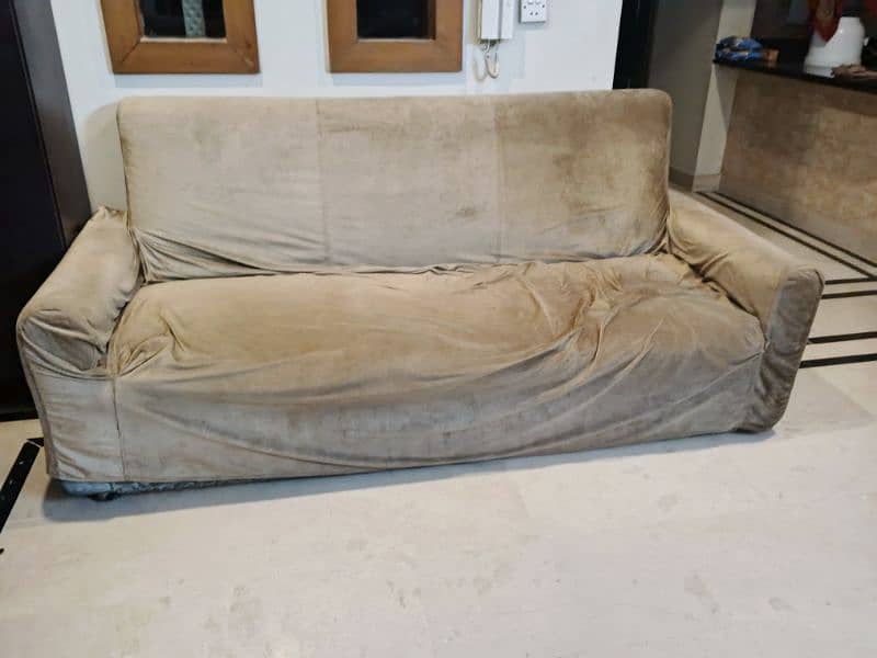 Sofa for sale 0