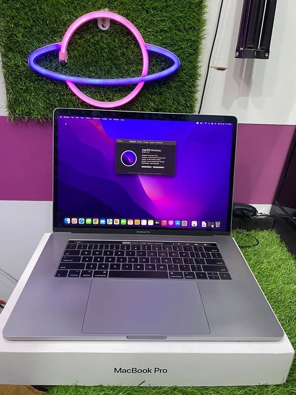 apple MacBook Pro 2017 with box /- 03461809478 0