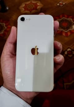 iPhone se 2022 128gb With Complete Box