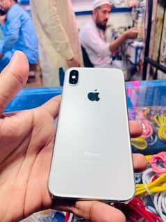 Iphone Xs with box pta approved 64Gb