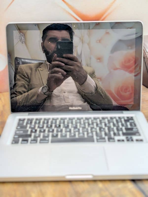 Apple Macbook Pro 5