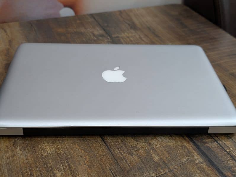 Apple Macbook Pro 6
