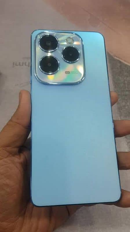 Infinix hot 40 pro 8+8 256gb Arjunt sale 4 month used 1