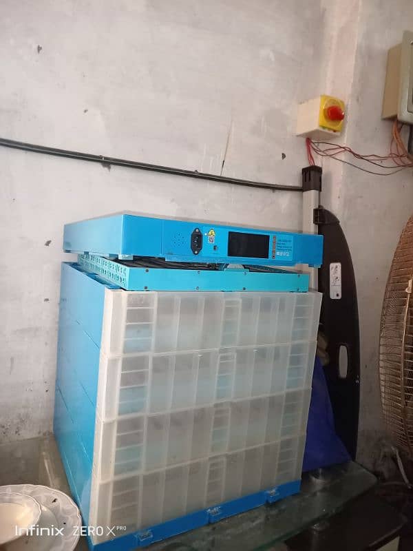 Used incubator 1