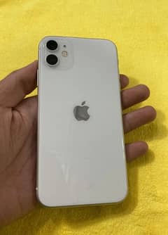 iPhone 11 89 Battery 10/10 white colour 128 GB