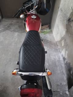 Honda 125 almost new