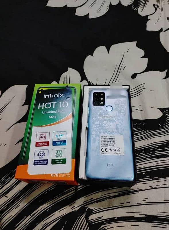 Infinix hot 10 4/64 3