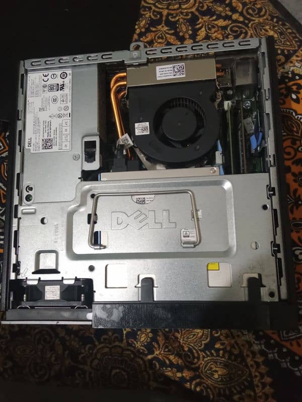 Dell i3 4Gen 128 SSD 8GB RAM 3